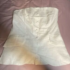 Isalis white linen strapless button vest